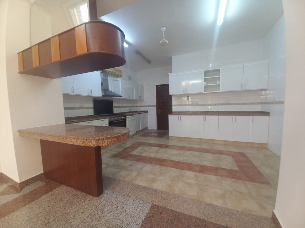 Beautiful Villa for Rent in Madinat Al Illam