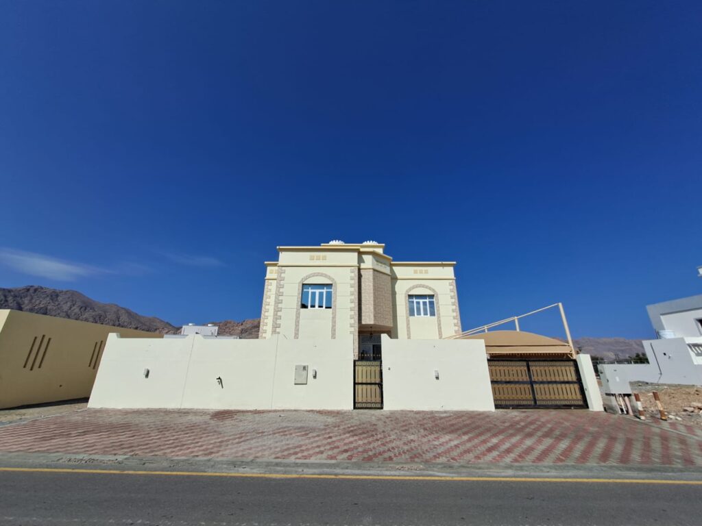 Amazing Villa For Sale In Al Amerat