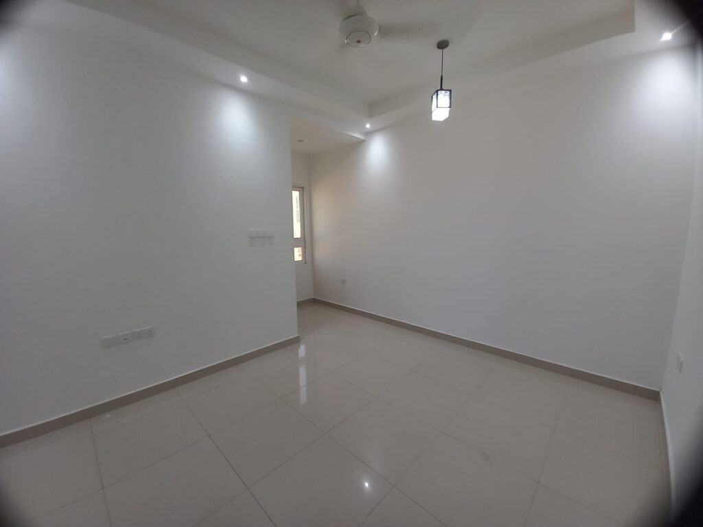 Spacious Townhouse for Sale in Al Mawaleh North |REF 365TA