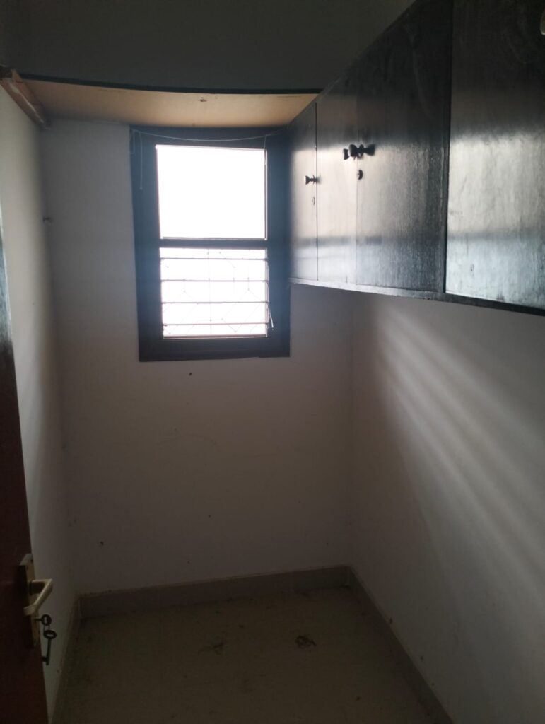 Standalone Villa for Sale in Mawaleh South