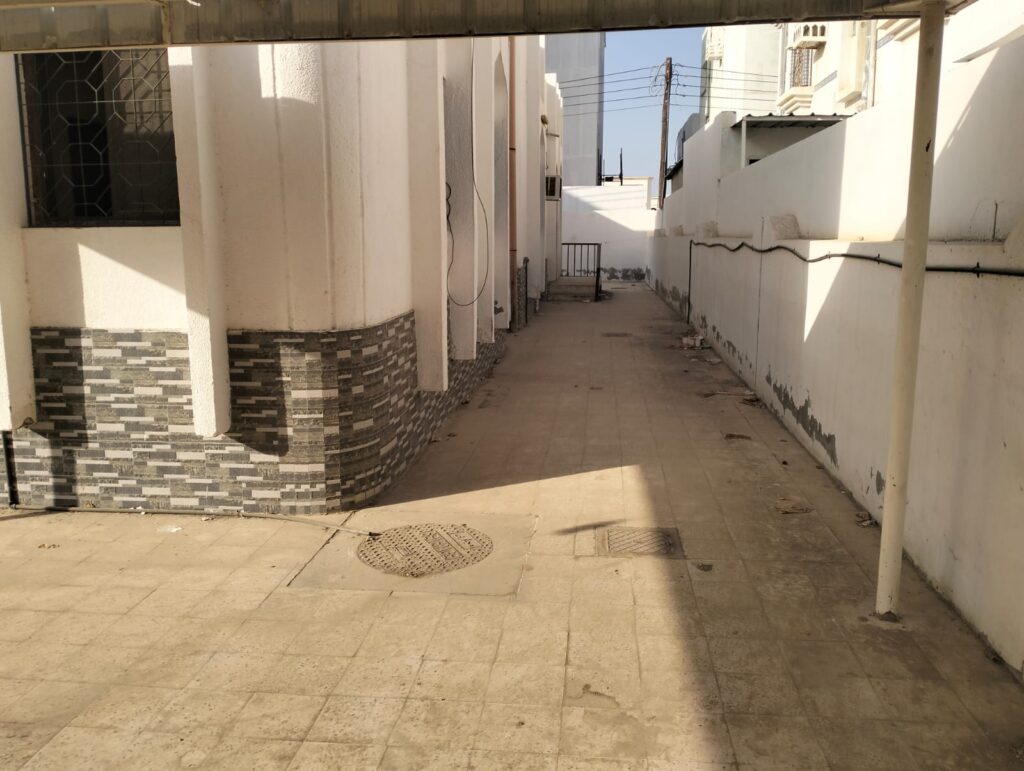 Standalone Villa for Sale in Mawaleh South