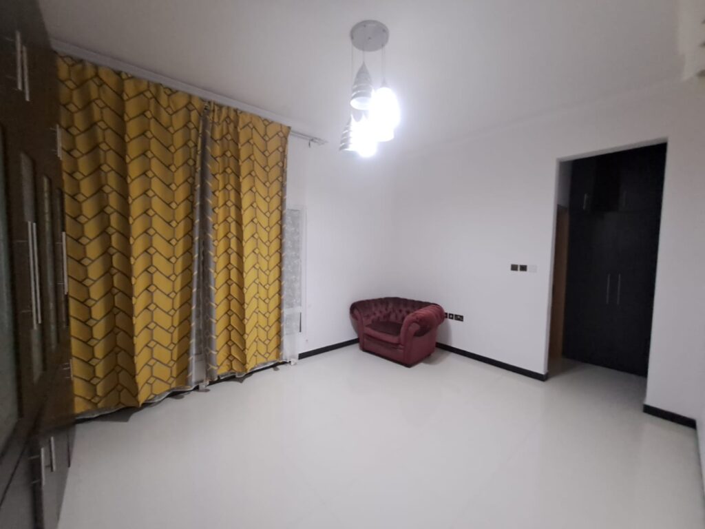 Twin Villa for Sale in Al Mawaleh South