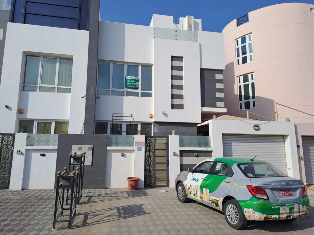 Twin Villa for Sale in Al Mawaleh South