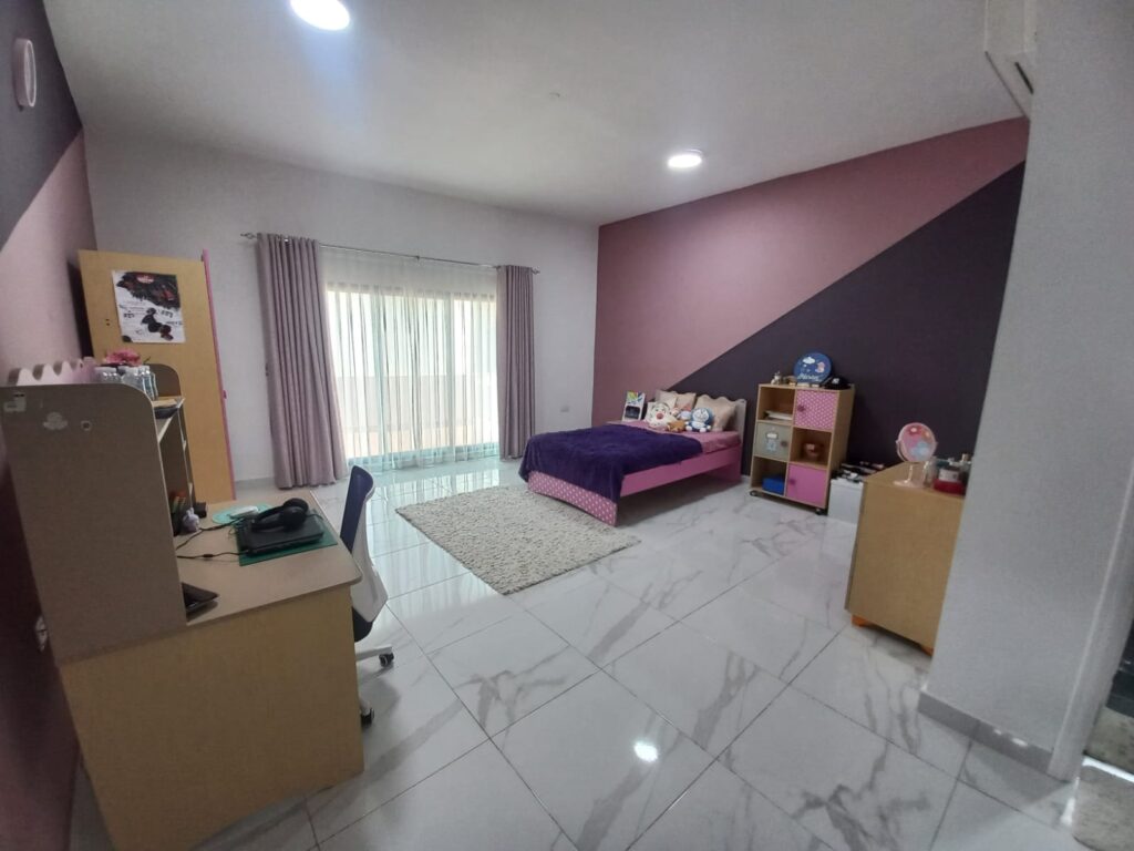 Corner Grand Standalone Villa for Sale in Al Ansab