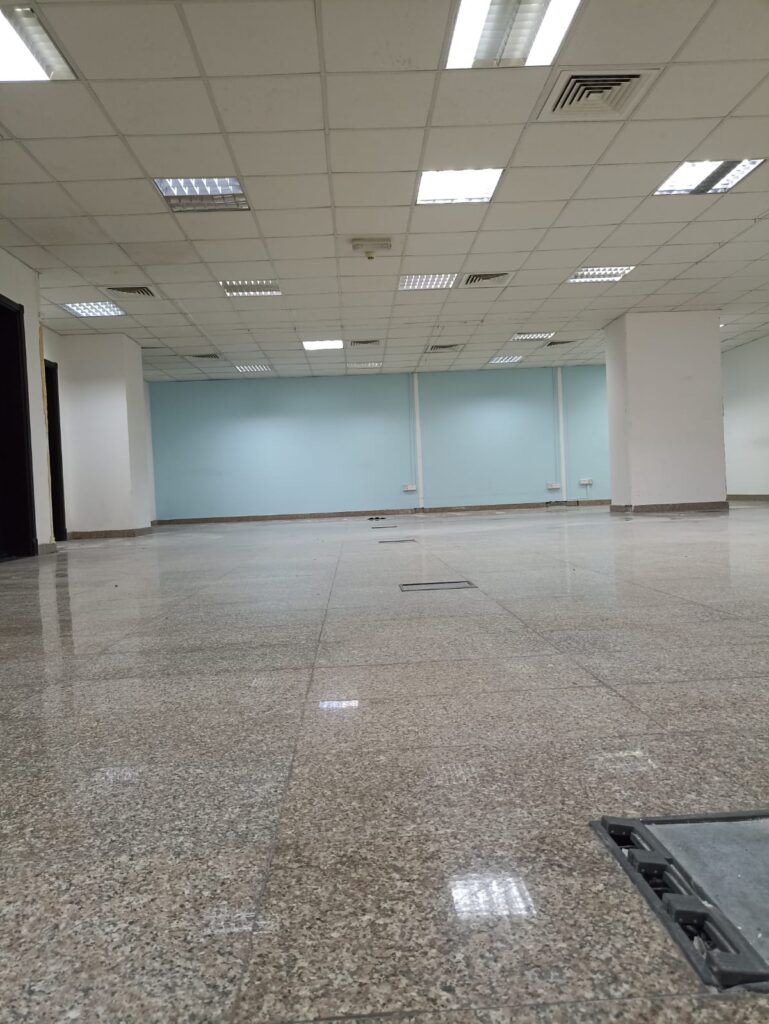 Upscale Showroom for Rent in Ruwi