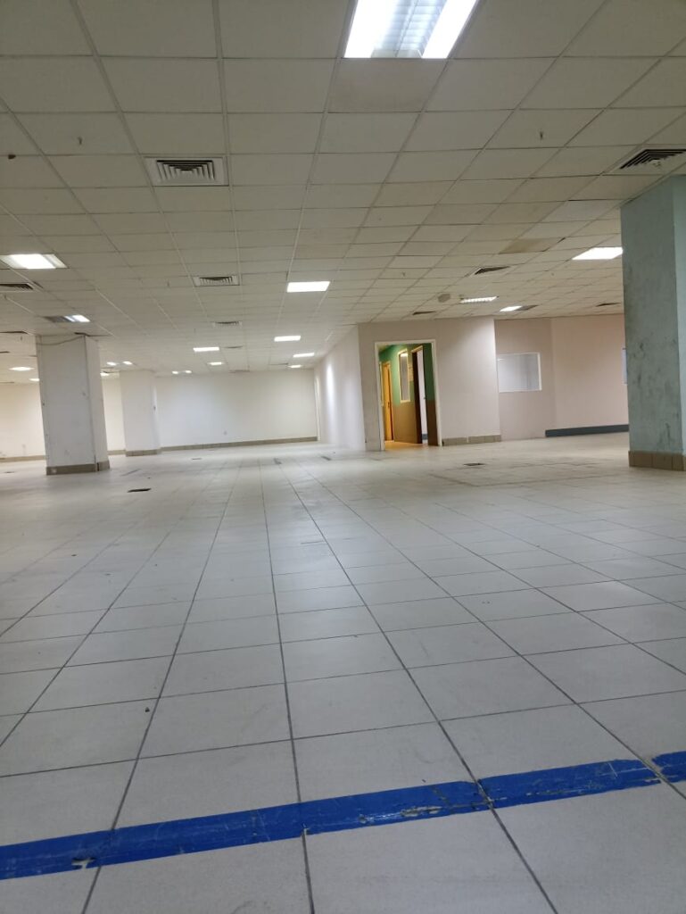 Upscale Showroom for Rent in Ruwi