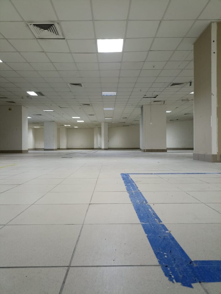 Upscale Showroom for Rent in Ruwi