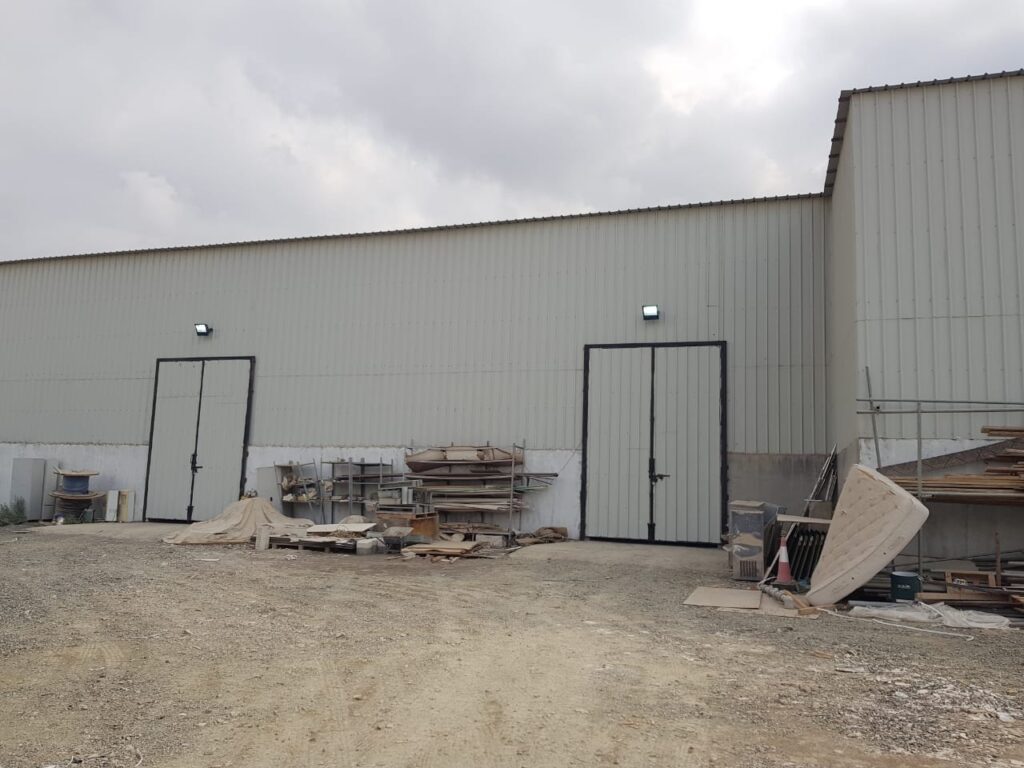 Industrial Warehouse for Rent in Al Misfah