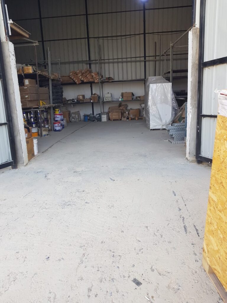 Industrial Warehouse for Rent in Al Misfah