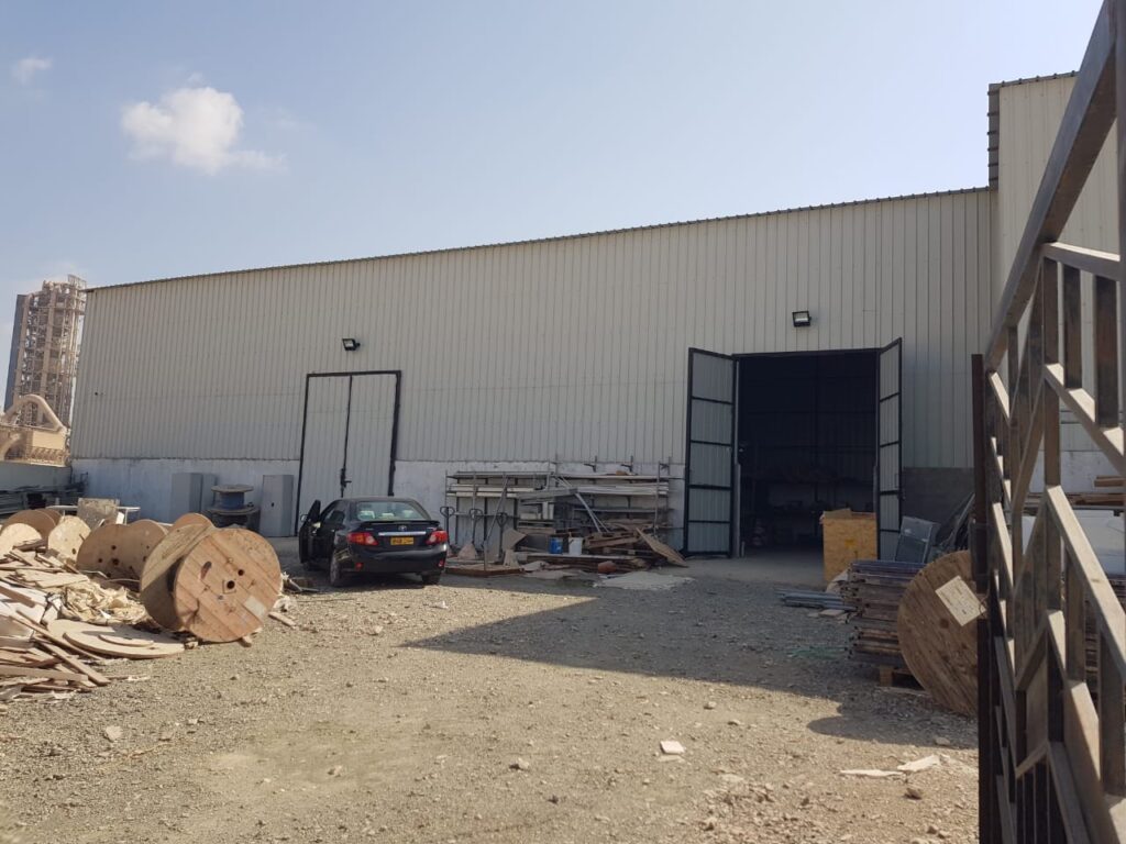 Industrial Warehouse for Rent in Al Misfah