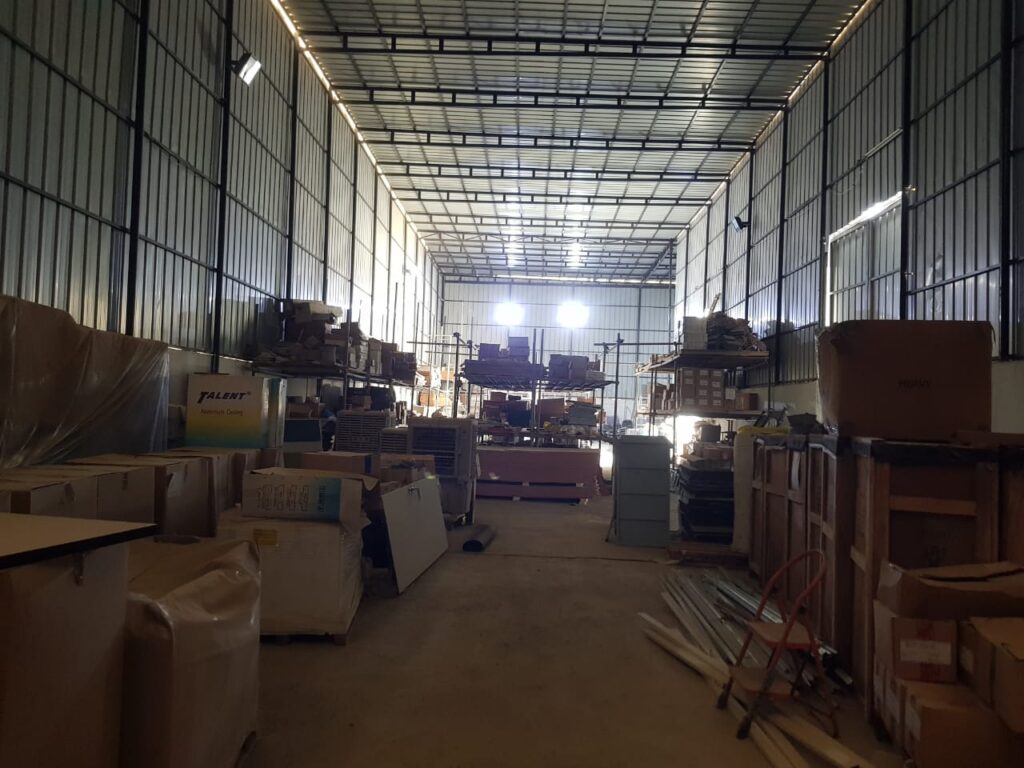 Industrial Warehouse for Rent in Al Misfah