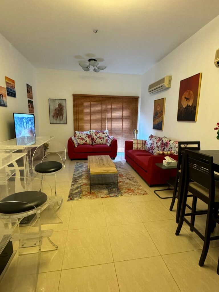 Fully Furnished Apartment for Rent in Shatti Al Qurum