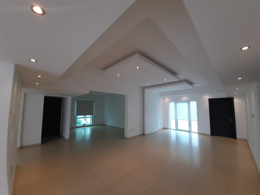 Fancy Apartment for Rent in Al Mawaleh South