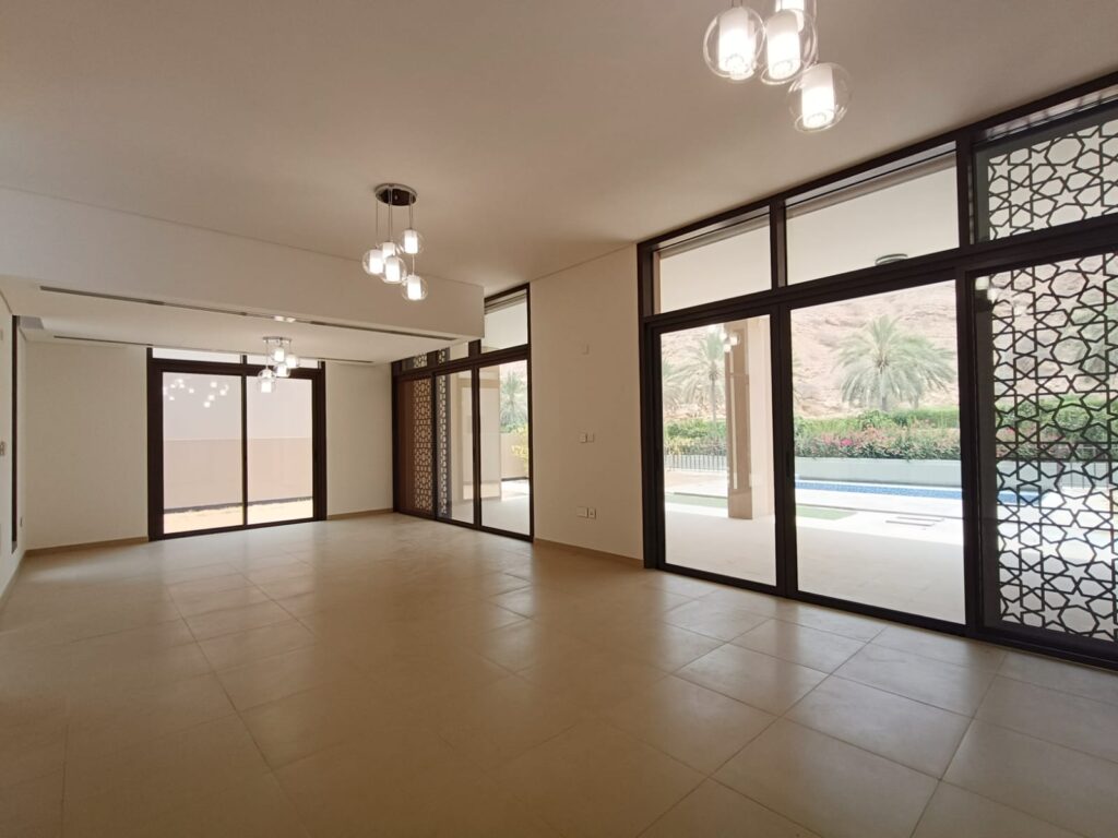 Marvelous Villa for Rent in Muscat Bay