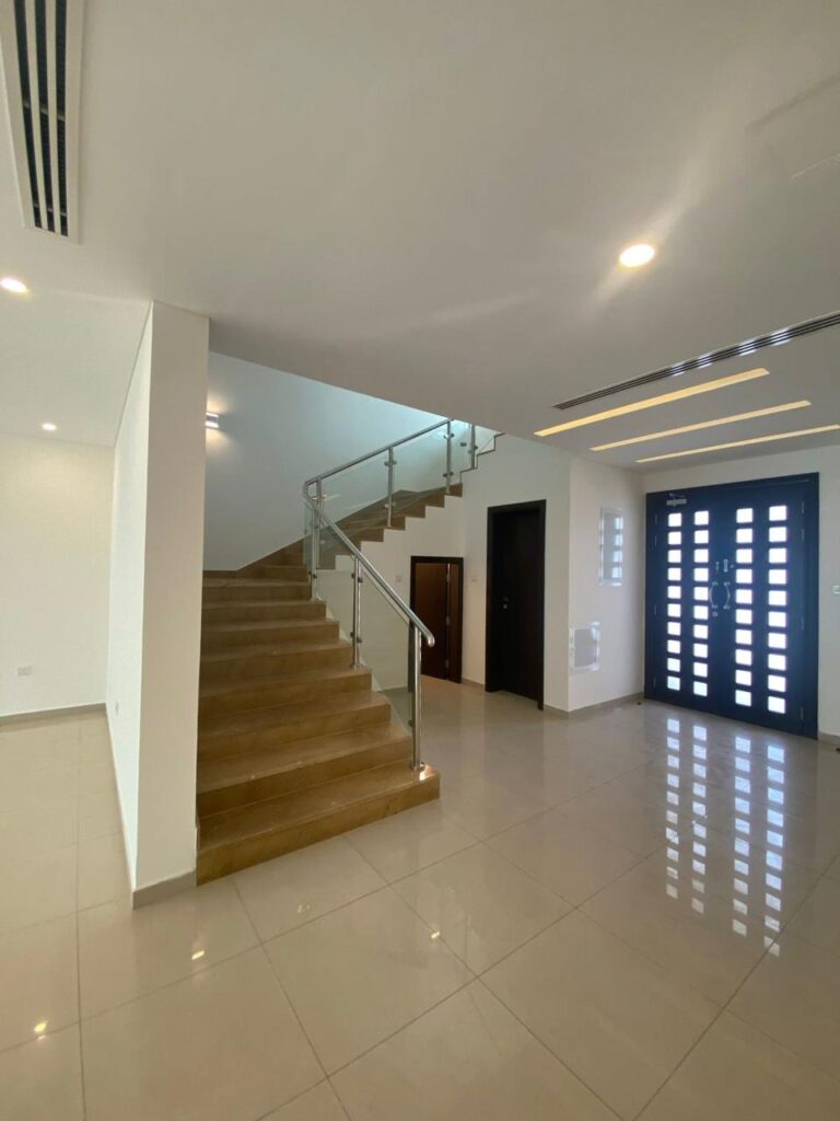 Modern Villa for Rent in illam City