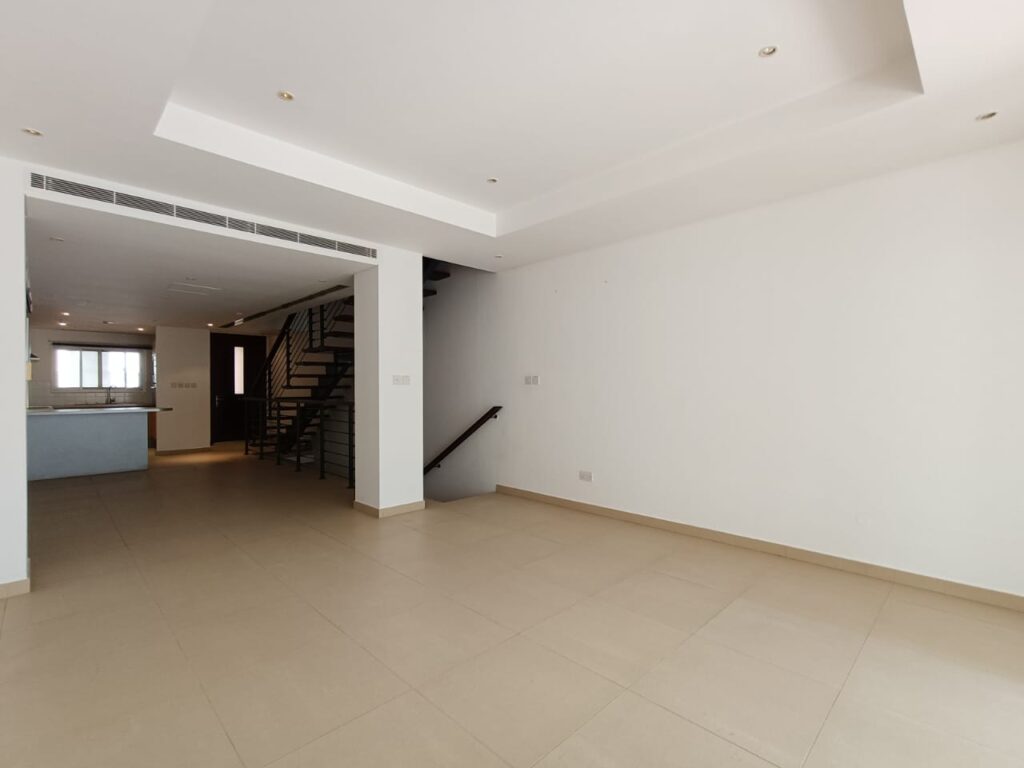 Charming Townhouse for Sale in Al Mouj