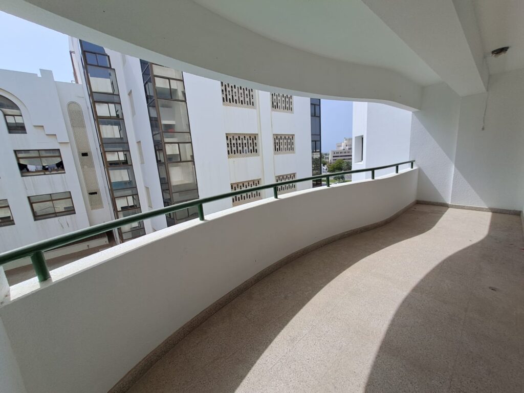 Apartments & Office for Rent in Al Khuwair