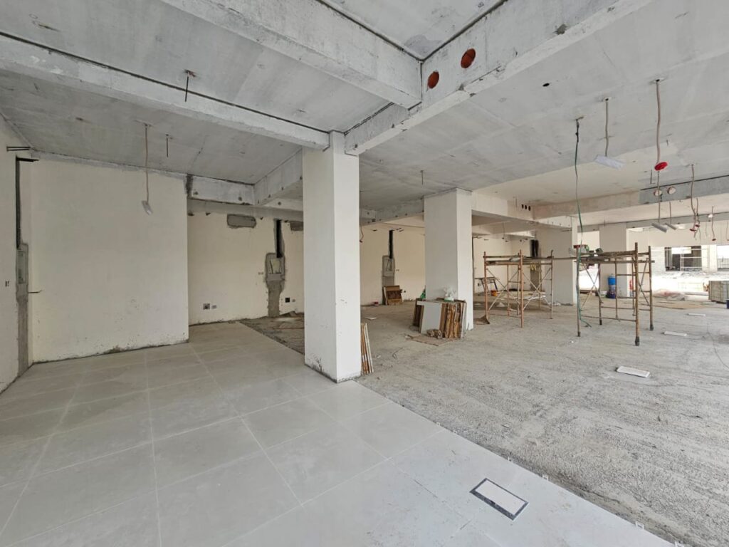 Shop for Rent in Al Mawaleh South