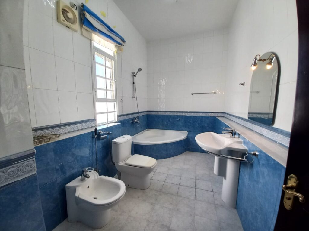 Nice Standalone Villa for Sale in Shatti Al Qurum