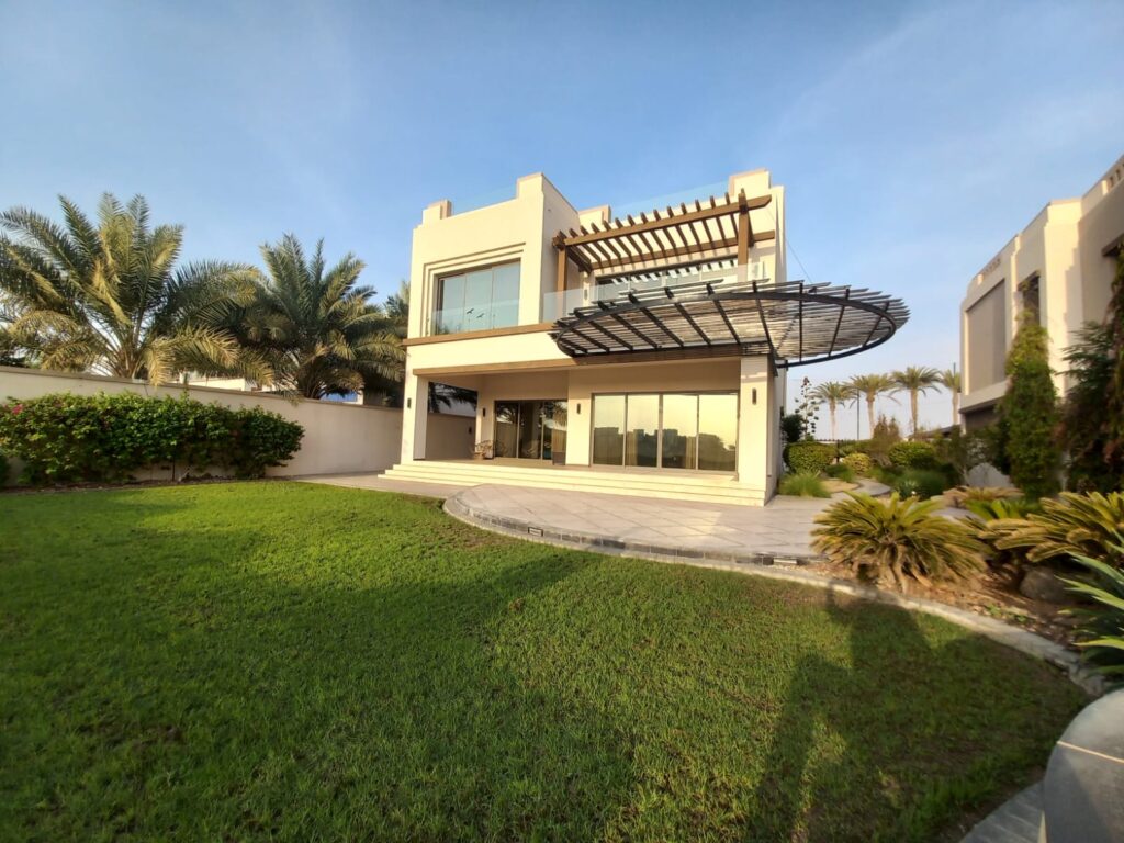 Prodigious Standalone Villa for Sale in Muscat Hills