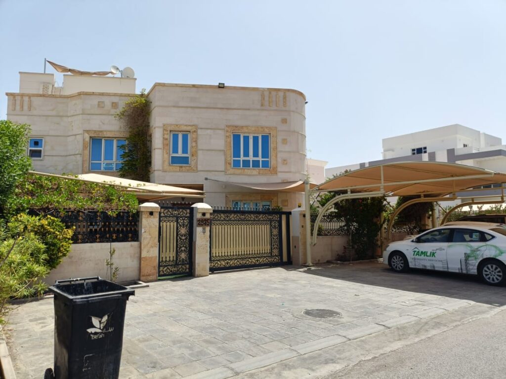 Modern Standalone Villa for Sale in Al Mawaleh South