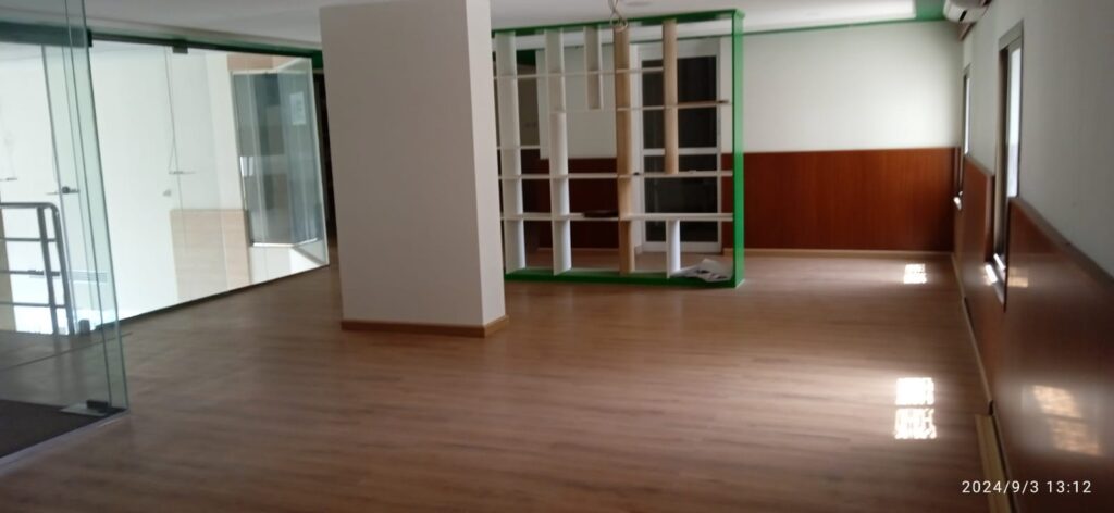 Showroom for Rent in Ruwi