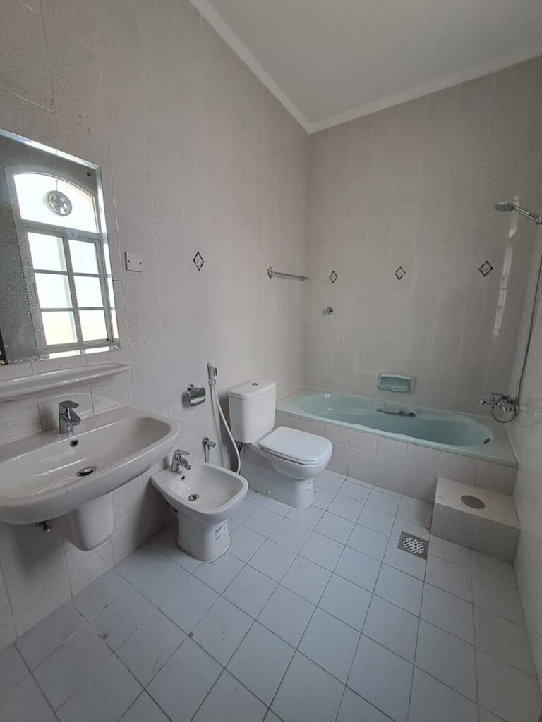 Fancy Standalone Villa for Rent in Azaiba