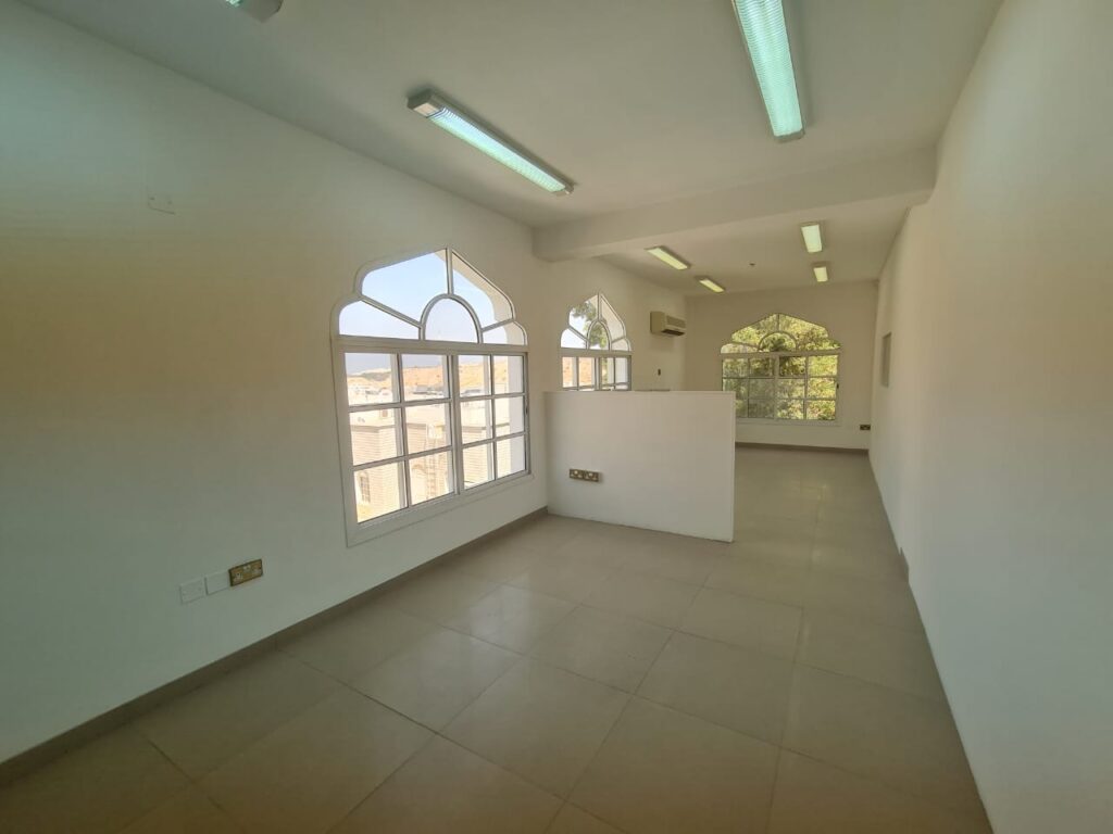 Showroom and Offices for Rent in Al Qurum