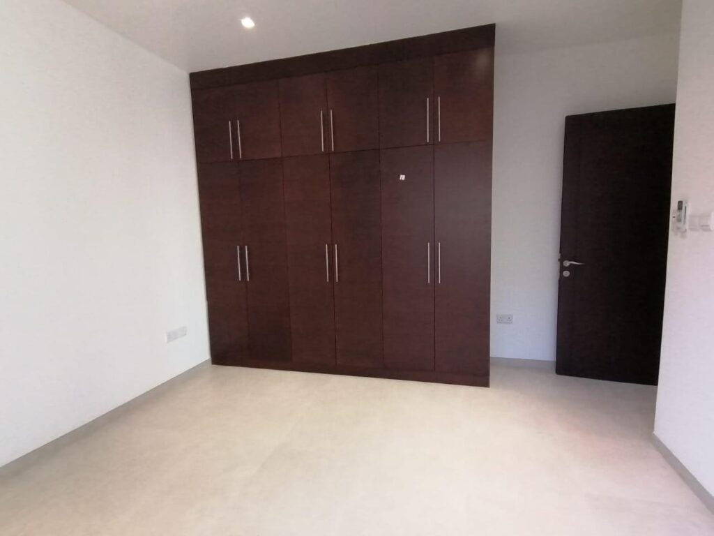 Commercial Villa for Rent in Al Qurum