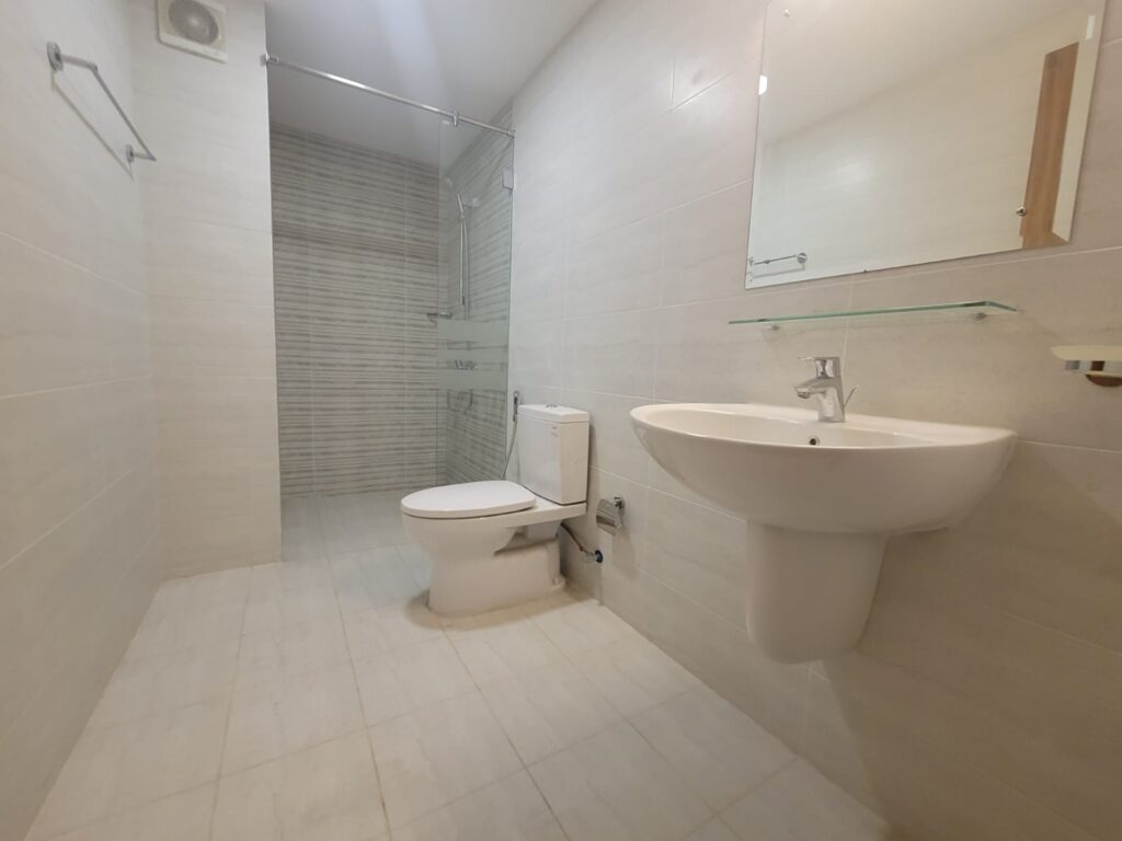 Glorious Apartment for Rent in Al Khuwair