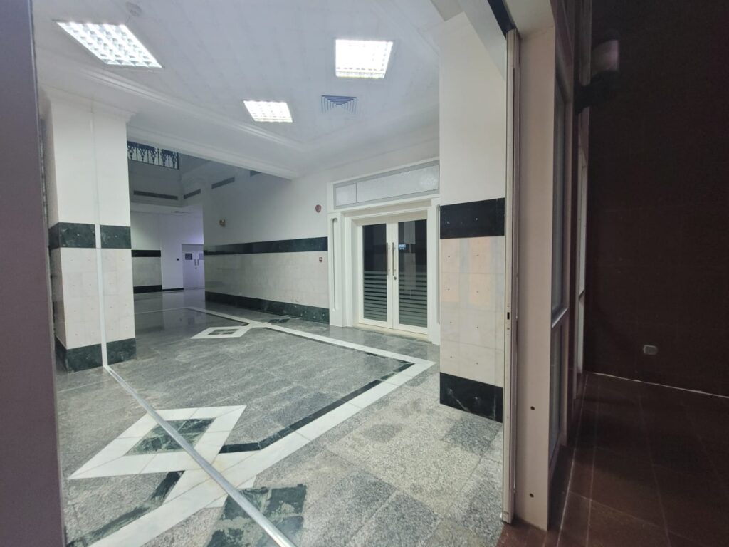 Office for Rent in Al Khuwair