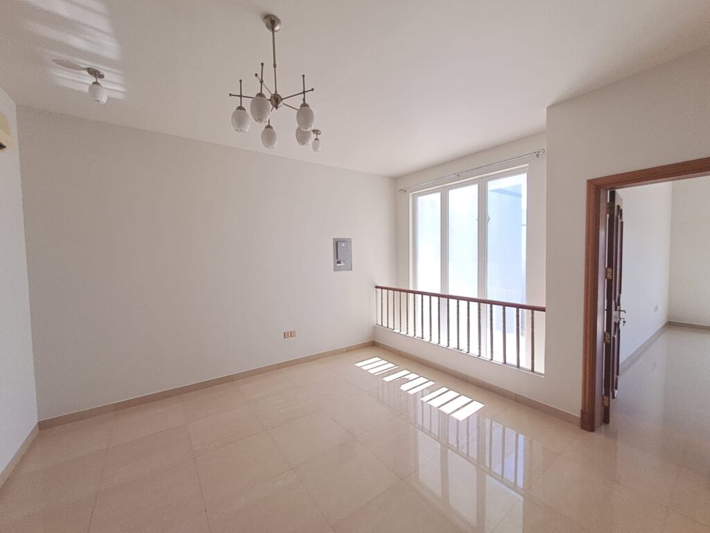Charming townhouse for Rent in Al Qurum
