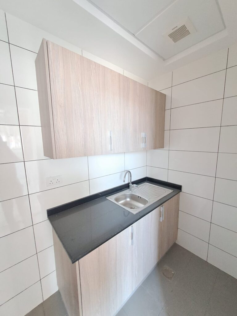 Brand New Showroom for Rent in Ruwi