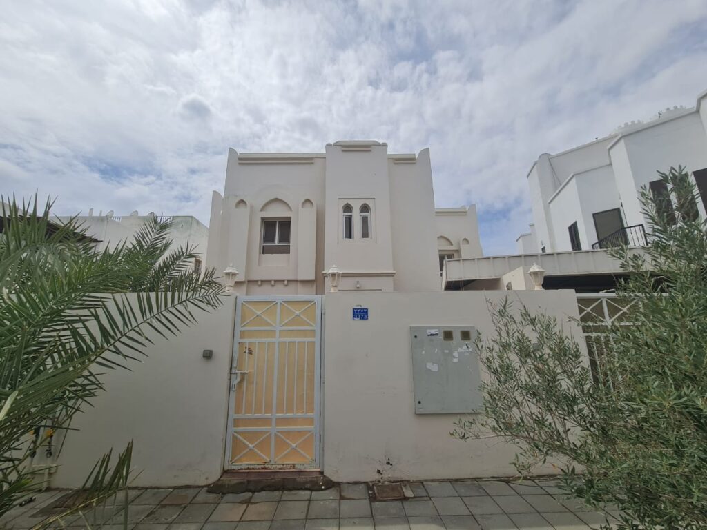 Spacious Twin Villa for Rent in Bosher