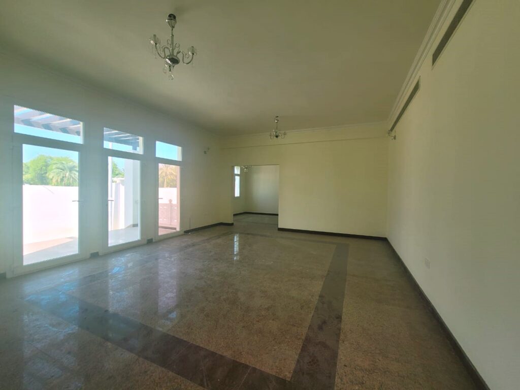 Commercial Villa for Rent in MQ