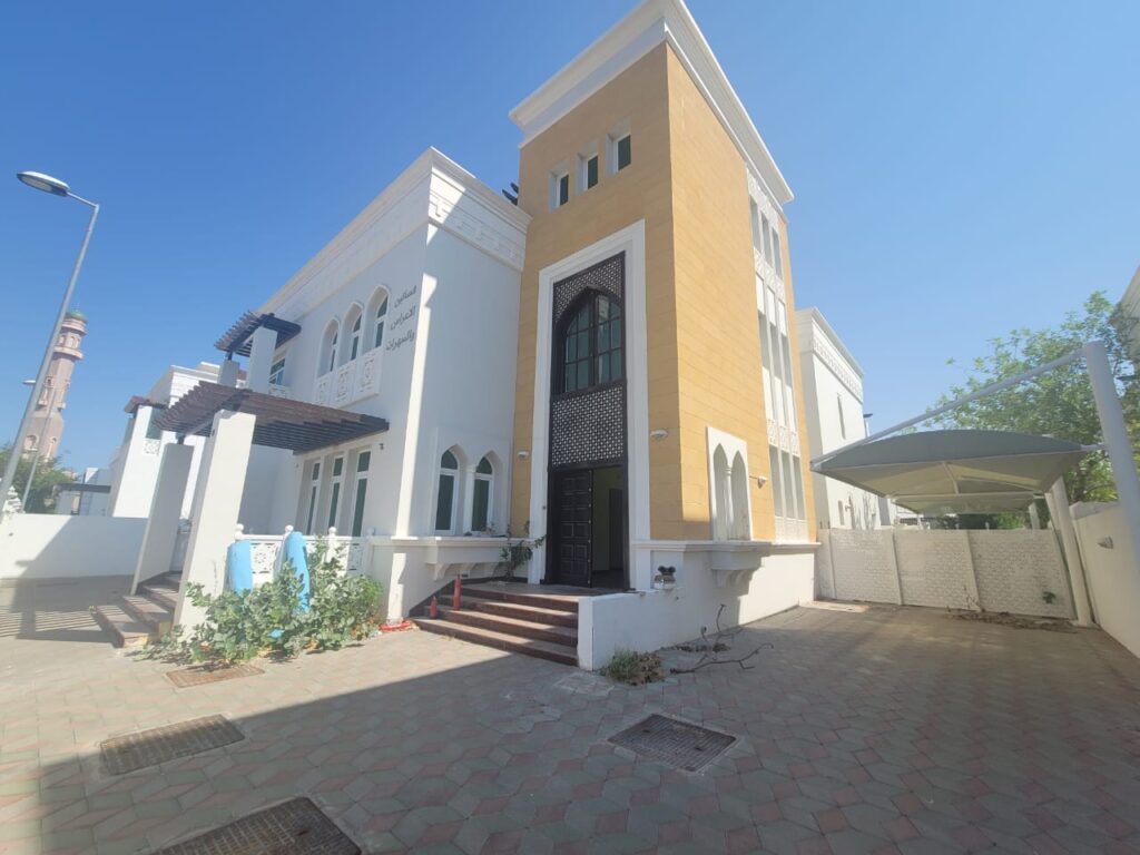 Commercial Villa for Rent in MQ