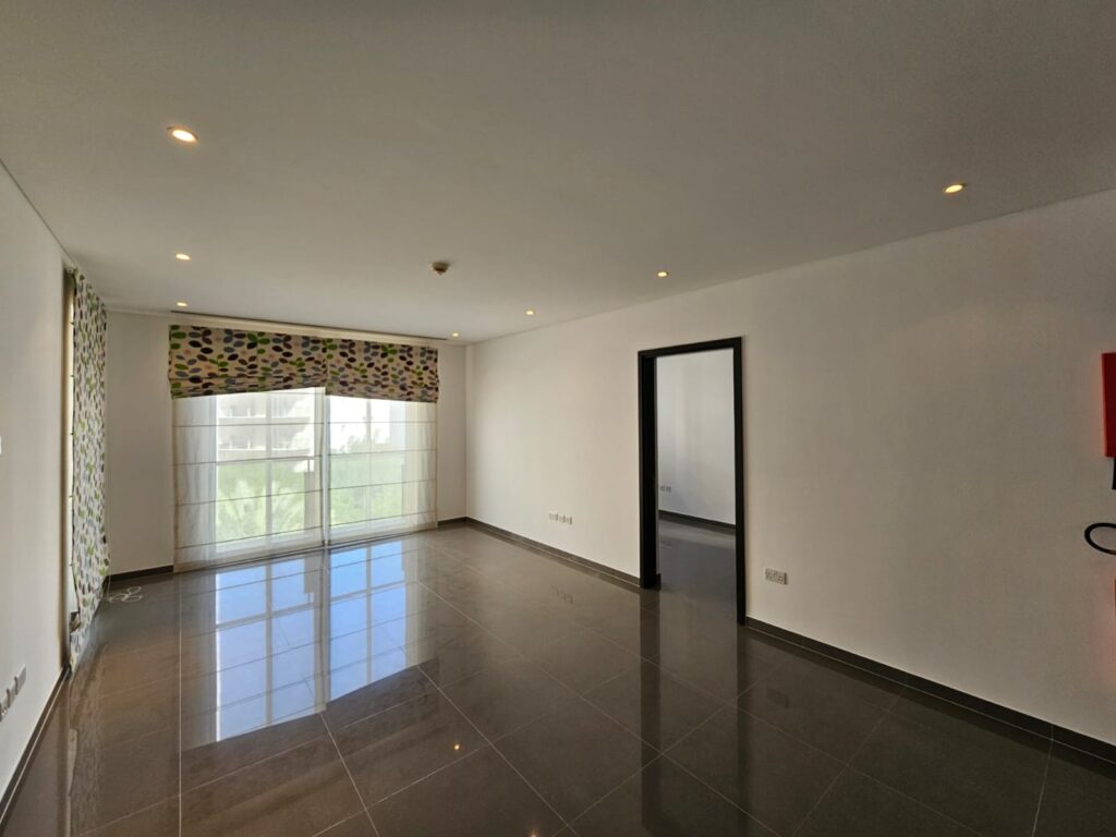 Excellent Apartment for Rent in Al Mouj