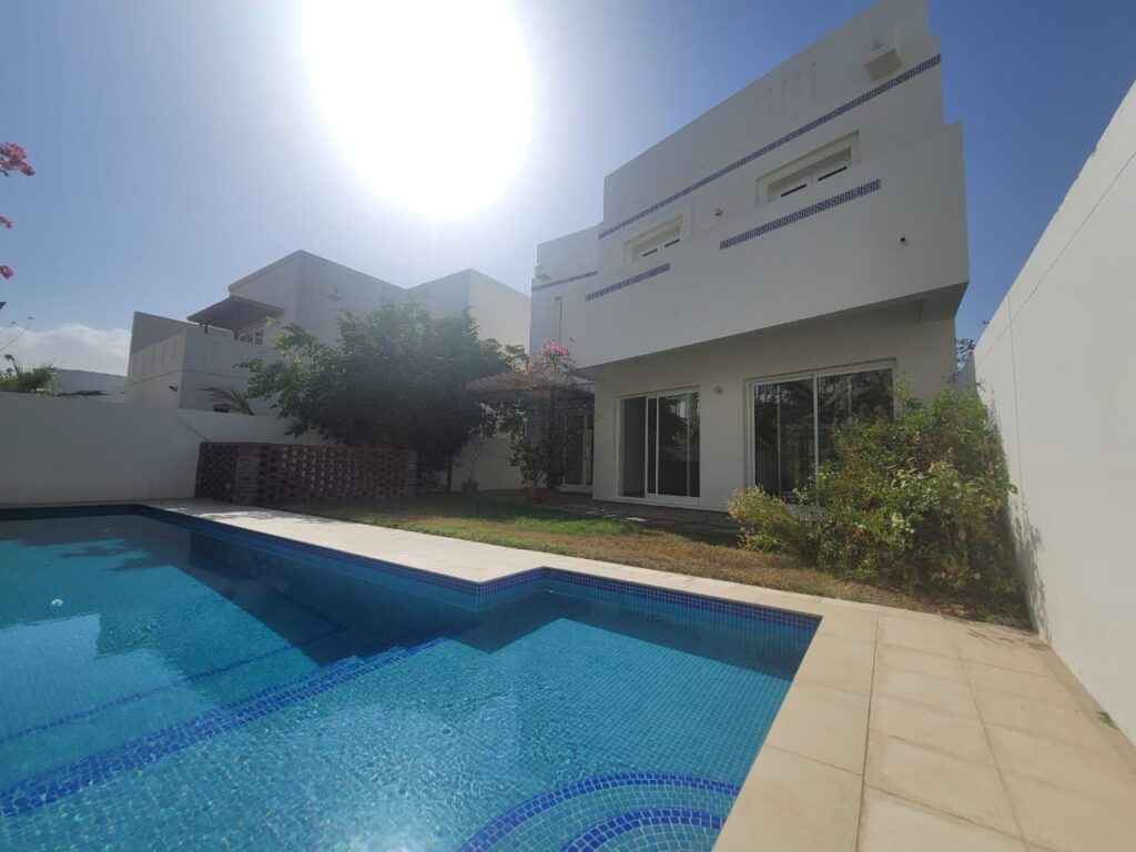 Spacious Villa for Rent in Al Mouj