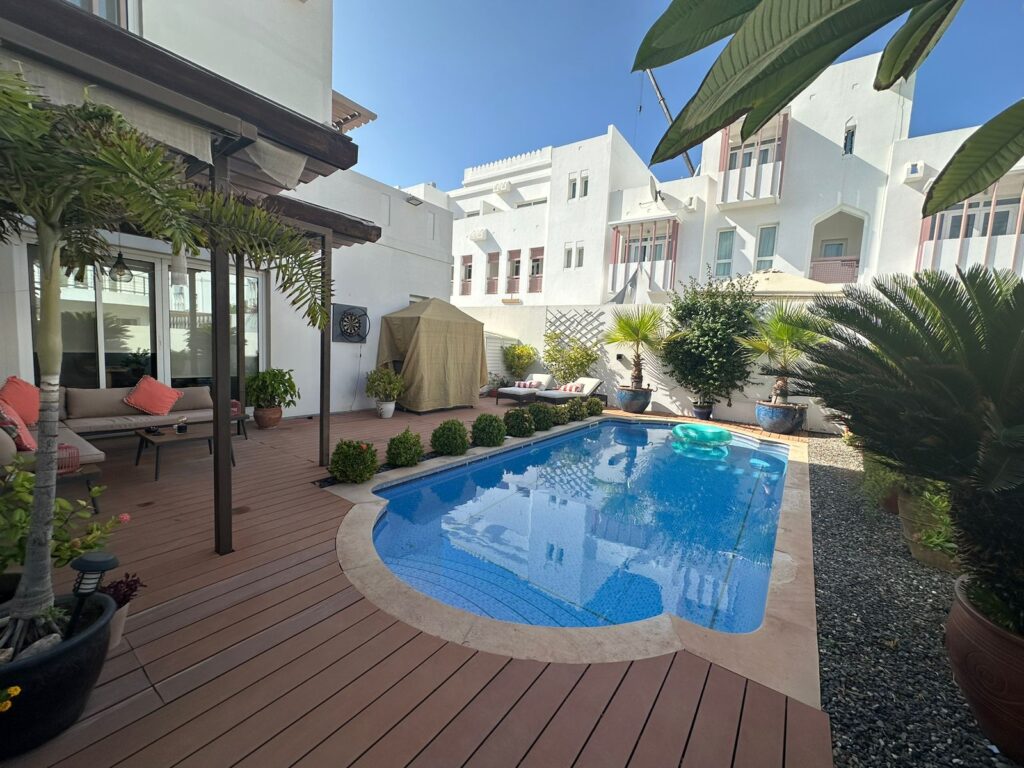 Luxury Standalone Villa for Rent & Sale in Al Mouj