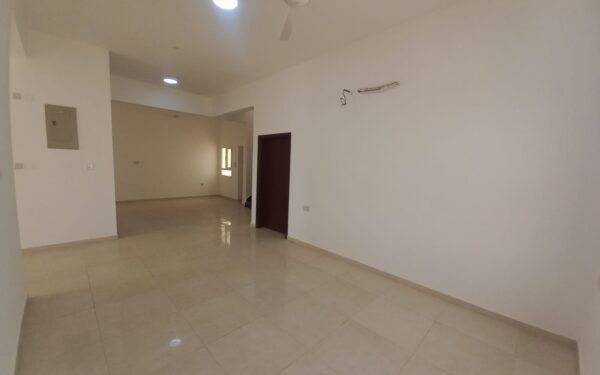4-Bed Villa for Rent in Al Hail North | OMR 500/mo | REF 10BB thumbnail 8